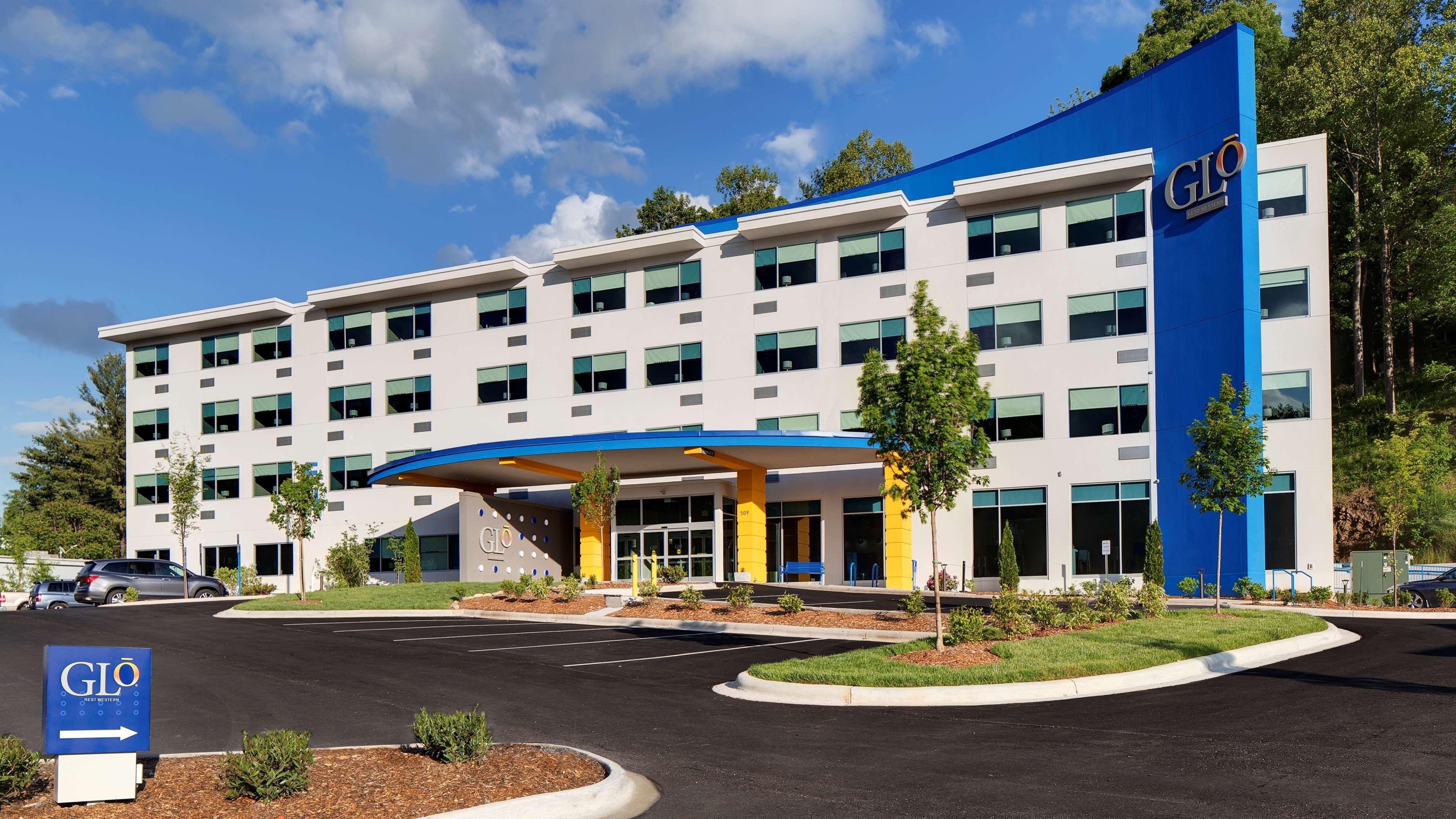 Glo Hotel Asheville-Blue Ridge Parkway Exterior photo